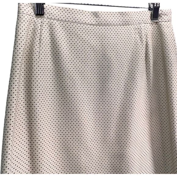 Vintage Escada Pencil Skirt Womens US 10 Cream Micro Dot Silk Blend Quiet Luxury - Picture 2 of 14